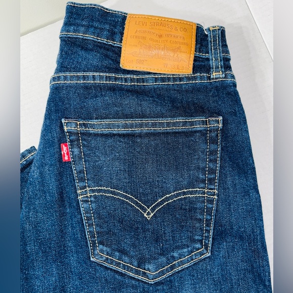 Levi’s Premium Jeans Men’s 33/34 502 Regular Taper Fit Leather Tab Classic - Picture 2 of 7